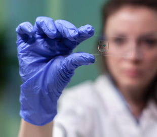 Medicina regenerativă în contextul menopauzei pentru regenerarea țesuturilor afectate de îmbătrânire și schimbări hormonale