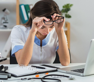 Tratament pentru stres și burnout, reducerea surselor de stres și restabilirea echilibrului fizic și mental