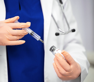 Perfuzii intravenoase pentru revitalizarea sănătății bărbaților, oferite de SuperAGE by NORD